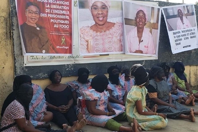 L’éloge du crocodile ou du beau discours prononcé en l’honneur des dames par un prince fort soucieux de leur félicité