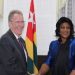 La «présidente» de l’Assemblée nationale togolaise, Yawa Djigbodi Tségan, avec l’ambassadeur des Etats-Unis au Togo, David Gilmour | Photo : DR