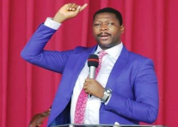 Religion : L’évangéliste Noumonvi Dodji et le prêtre vaudou Togbui Zéwouto vont s’affronter dans un combat spirituel