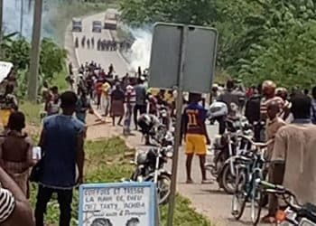 Togo/Contestation de la hausse des tarifs au péage : arrestation de plusieurs manifestants à Kpélé (Photos)