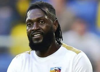 Football : Emmanuel Adebayor fait parler de lui à Agaza FC