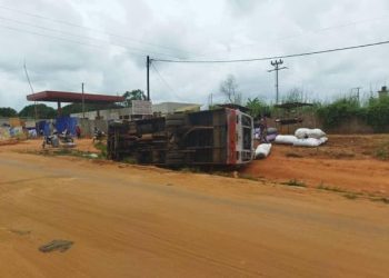 Togo : un camion s’est renversé sur la route de Ségbé ce lundi