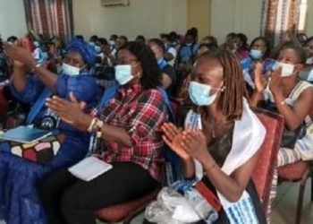 Tribune : « L’information médiatique en Afrique : cherchez les femmes ! »