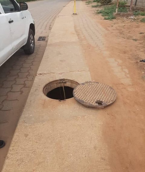 Togo : des voleurs des couvercles d’égouts et divers objets dans les mailles de la police