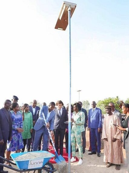 Togo : Le ridicule « bleu » du régime Gnassingbé