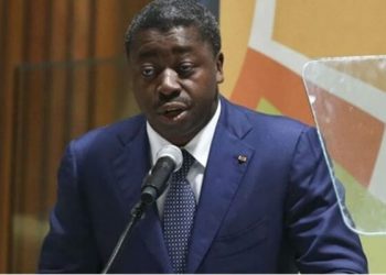 Togo : Le CAR exhorte Faure Gnassingbé à rejeter la modification constitutionnelle