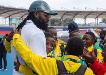 Fin de carrière d’Adebayor : Un jubilé à Lomé pour dire « Merci » au public togolais