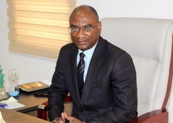 Ministre Prof. Dodzi Komla Kokoroko