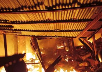 Togo : Le marché Assiyéyé d’Adidogomé ravagé par un incendie (vidéo)