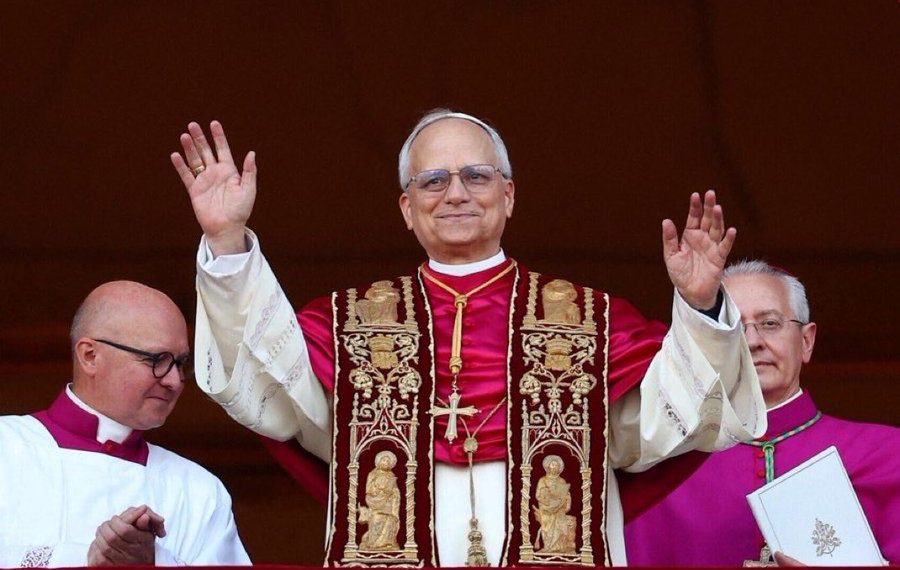 Les premiers mots du nouveau Pape Léon XIV