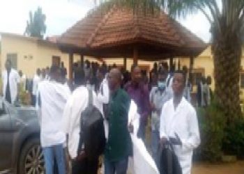 Togo : Manifestation spontanée des médecins togolais pour la libération du Dr Hounonè-Adossi