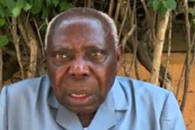 Hommage au Doyen Têtêvi Godwin Tété-Adjalogo: Le crépuscule d’un géant, l’héritage d’une sentinelle